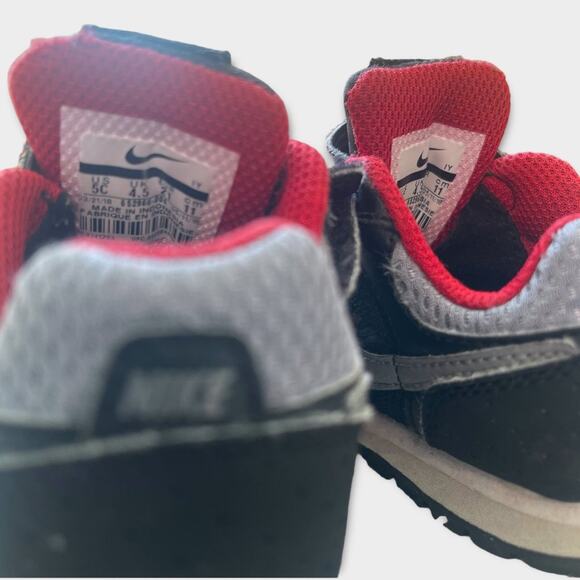 Babies Nike MD Runner (TDV) Boys Girls Toddler Trainers 652966 Sz 5C - Picture 6 of 7